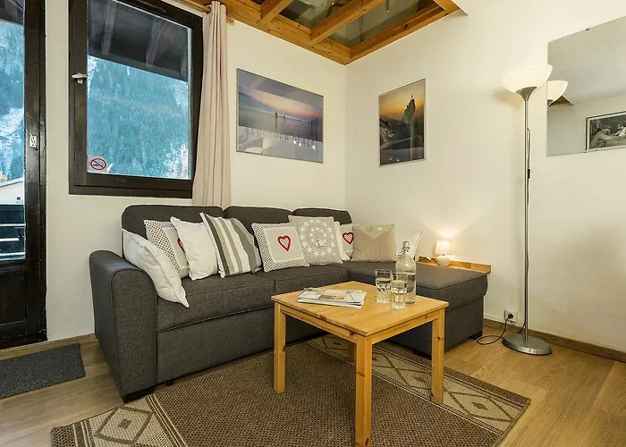 Grepon 6 Incredible Mont Blanc View